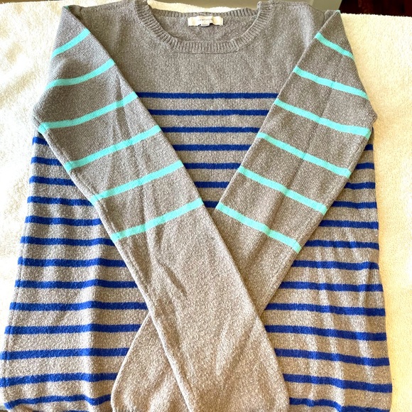 Heather Grey and blue striped sweater by 41 Hawthorne. Size S - Picture 3 of 5